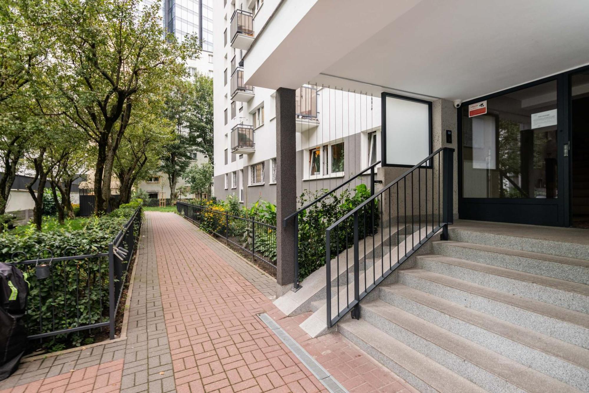 Chmielna 106B Centrum Варшава Екстериор снимка